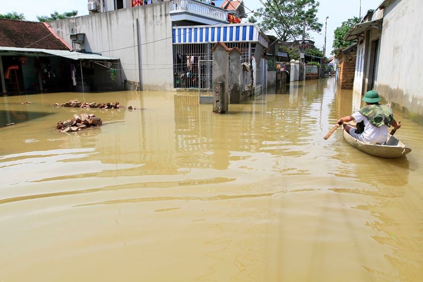 Nước sông Bùi giảm, Hà Nội rút báo động 2