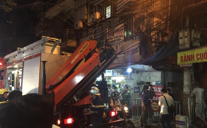 Vụ cháy trên đường Đê La Thành, Hà Nội khiến 2 người tử vong