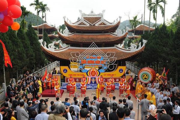 Hà Nội công bố đường dây nóng xử lý thông tin về lễ hội