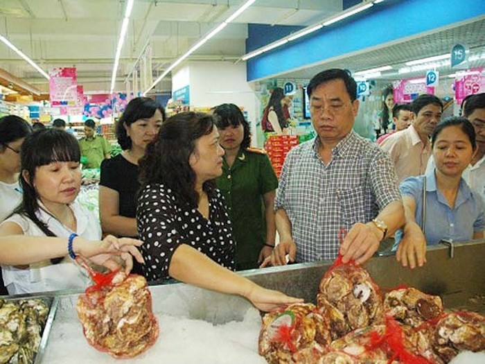 Hà Nội: Đóng cửa 52 cơ sở vi phạm an toàn thực phẩm trong một tháng