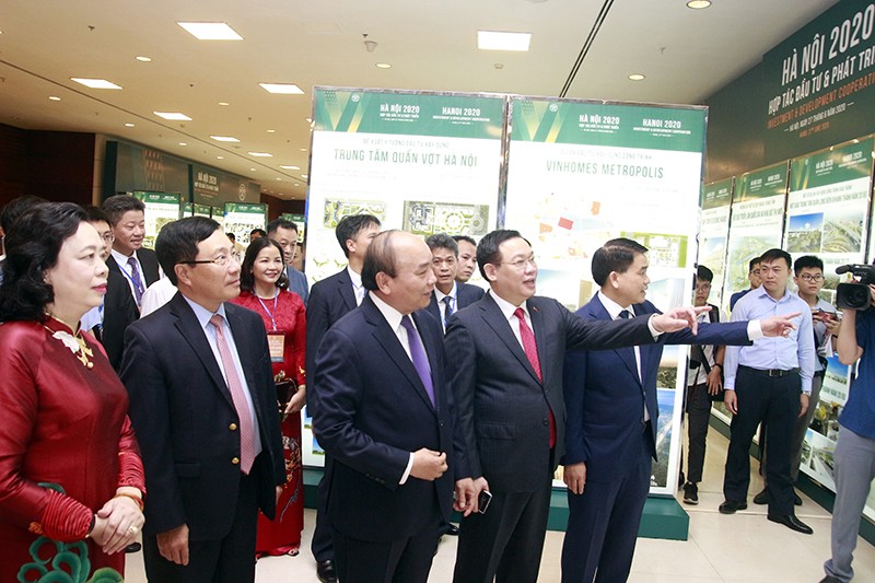 Thủ tướng Chính phủ: Hà Nội phải trở thành trung tâm kinh tế Đông Nam Á, Đông Á