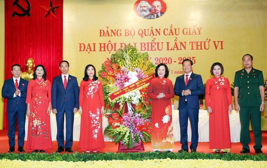 Bà Trần Thị Phương Hoa làm Bí thư Quận ủy Cầu Giấy