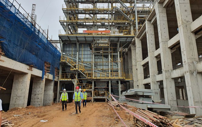 Nhà máy Điện rác Sóc Sơn đang đảm bảo tiến độ đề ra, dự kiến đi vào hoạt động cuối năm 2020. Ảnh: Cẩm Nam
