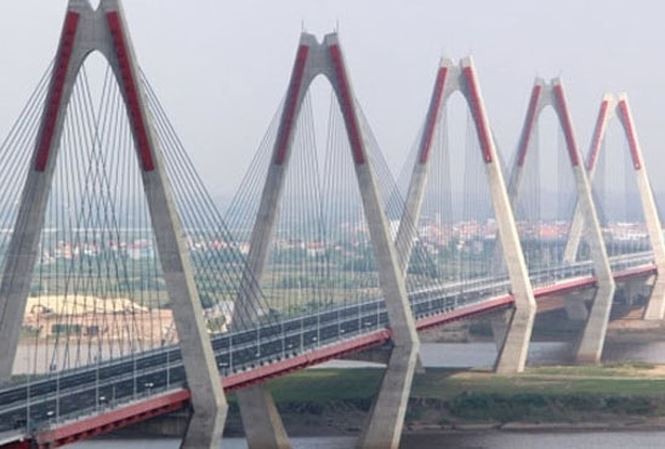 Sau 3 năm thông xe, cầu Nhật Tân vừa phát sinh thêm hơn 445 tỷ do chậm giao mặt bằng.