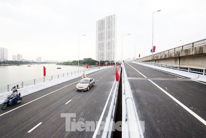 Phương tiện lưu thông thế nào qua cầu vượt hồ Linh Đàm sau thông xe?