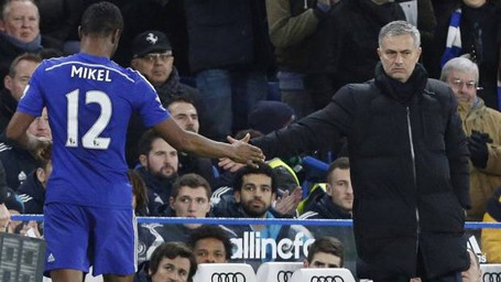 'Chelsea vui hơn kể từ khi Mourinho ra đi'