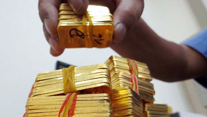 Giá USD giảm mạnh, vàng chênh lệch tới 3,4 triệu đồng/lượng