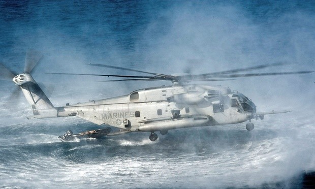 Một trực thăng của lực lượng Lính thủy đánh bộ Mỹ trong cuộc diễn tập trên biển. (Ảnh: Marines)