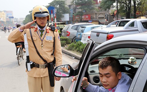 Cảnh sát giao thông chỉ được trưng dụng phương tiện khi có sự đồng ý của Bộ trưởng Công an. Ảnh minh họa: Bá Đô
