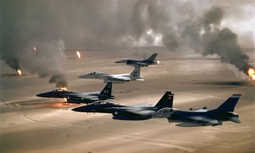 Các chiến đấu cơ Mỹ tham gia tập kích đường không trong chiến dịch Bão táp Sa mạc. Ảnh: USAF