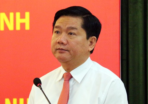 Bí thư Thành ủy TP HCM Đinh La Thăng yêu cầu chấm dứt ngay các hoạt động chúc tụng đầu năm để tập trung vào công việc. Ảnh: H.C