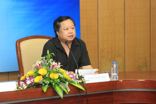 Nhạc sỹ Lương Minh trong cuộc họp báo giải Sao Mai 2015 tại Hà Nội. Ảnh: TL.