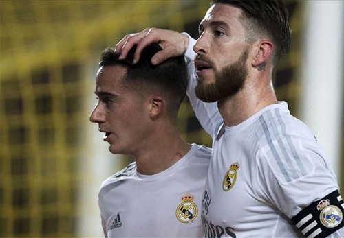 Thủ quân Ramos (phải) trực tiếp ghi một bàn nhưng nhận thẻ đỏ cuối trận. Ảnh: Reuters