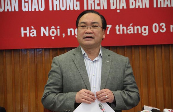 Bí thư Hoàng Trung Hải yêu cầu UBND Thành phố Hà Nội báo cáo kết quả giải quyết vụ việc xét tuyển viên chức trước ngày 30/3 (ảnh Quang Phong)