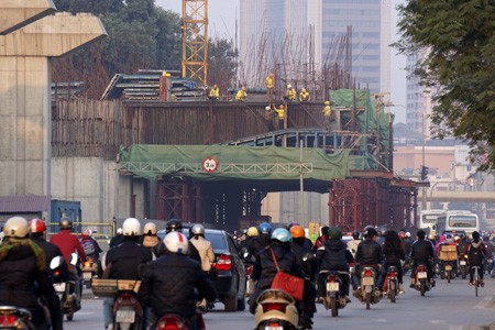Dự án đường sắt Cát Linh - Hà Đông sẽ hoàn thành và đưa vào khai thác thương mại trong năm 2016 (ảnh: Hữu Nghị)