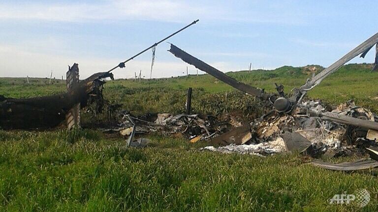 Hiện trường một chiếc trực thăng của Azerbaijan bị bắn rơi trên khu vực Armenia kiểm soát. (Ảnh: AFP)