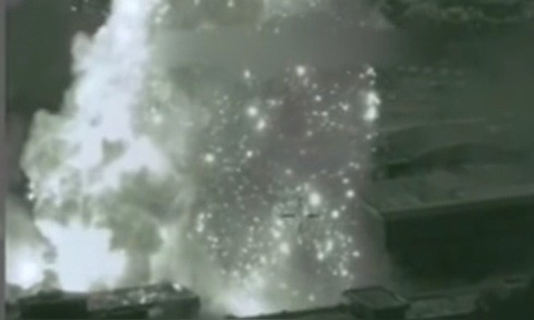 Xưởng vũ khí hóa học IS tan tành dưới đòn không kích Mỹ