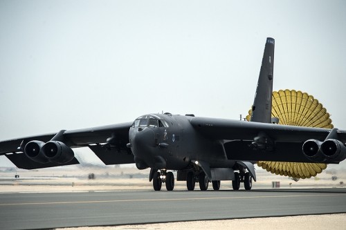 Máy bay B-52 đến Qatar. Ảnh: USAirForce