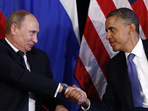 Tổng thống Nga Vladimir Putin và người đồng cấp Mỹ Barack Obama. Ảnh: Reuters