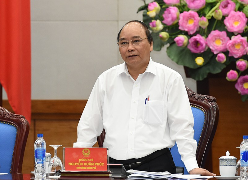 Thủ tướng Nguyễn Xuân Phúc yêu cầu các cơ quan bảo vệ pháp luật vào cuộc, xử lý nghiêm vi phạm vệ sinh ATTP, để bảo vệ sức khỏe của nhân dân
