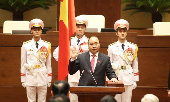Thủ tướng Nguyễn Xuân Phúc tuyên thệ nhậm chức - Ảnh: Như Ý
