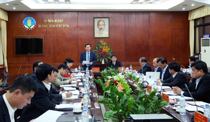 Phó Thủ tướng Vương Đình Huệ yêu cầu không né tránh, xuê xoa trong kiểm điểm, phê bình và tự phê bình.