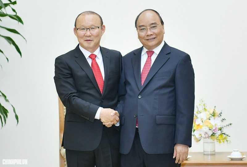 Thủ tướng tiếp HLV Park Hang-seo (ảnh N.H)