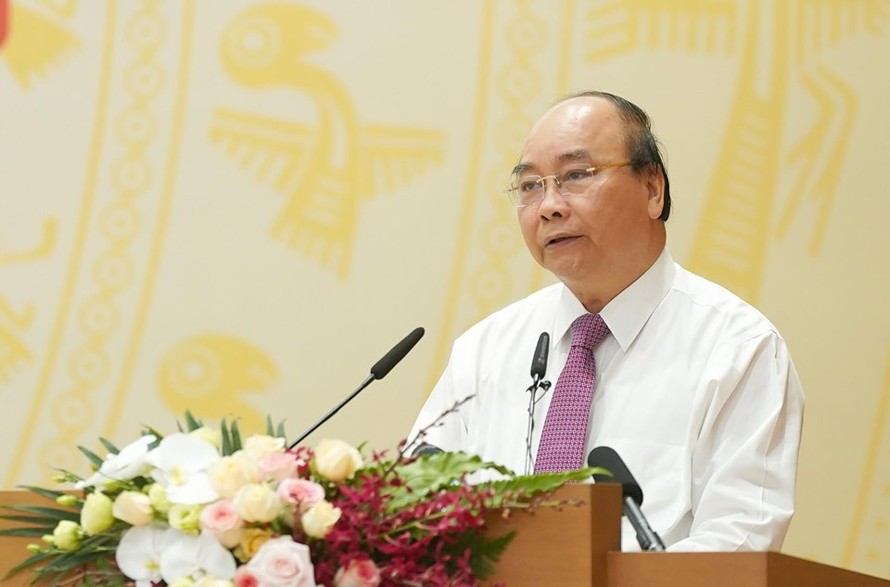 Thủ tướng Nguyễn Xuân Phúc chủ trì phiên họp trực tuyến Chính phủ với các địa phương