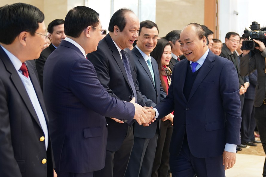 Thủ tướng Nguyễn Xuân Phúc gặp mặt các cán bộ, công chức VPCP (ảnh Q.H)