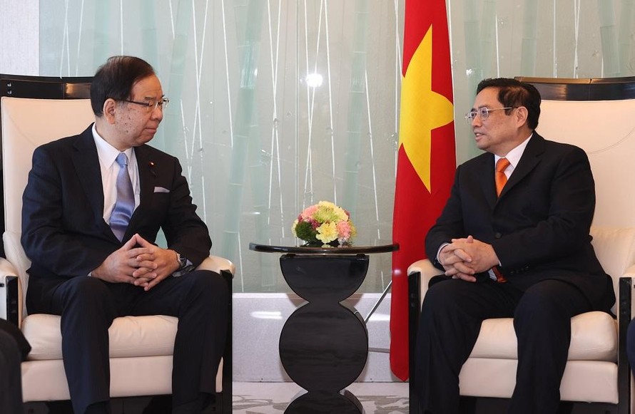 Thủ tướng Phạm Minh Chính và ông Shii Kazuo, Chủ tịch Đoàn Chủ tịch BCH T.Ư Đảng Cộng sản Nhật Bản (ảnh Nhật Bắc)