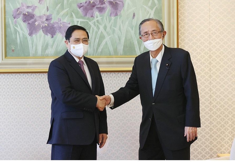 Thủ tướng Phạm Minh Chính và Chủ tịch Hạ viện Nhật Bản (ảnh Nhật Bắc)