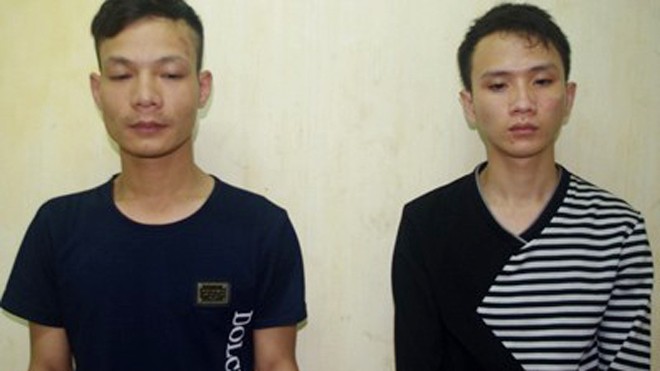 Hai kẻ gây ra vụ cướp giật ở trung tâm Hà Nội bị bắt. Ảnh: Việt Đức