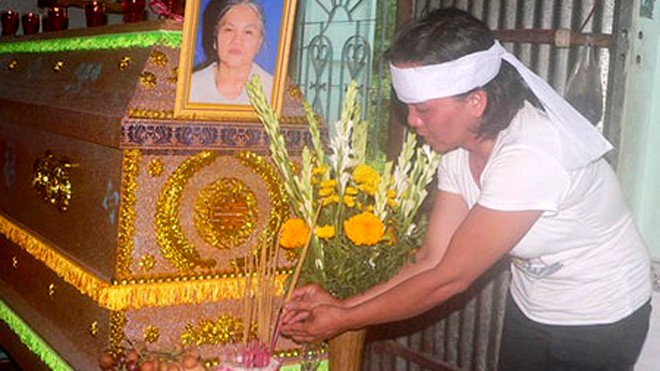 Đám tang bà Nguyễn Thị Nên, người bị cháu ngoại giết