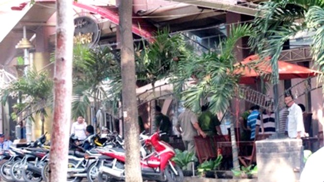 Quán cà phê nơi Minh nổ súng bắn người