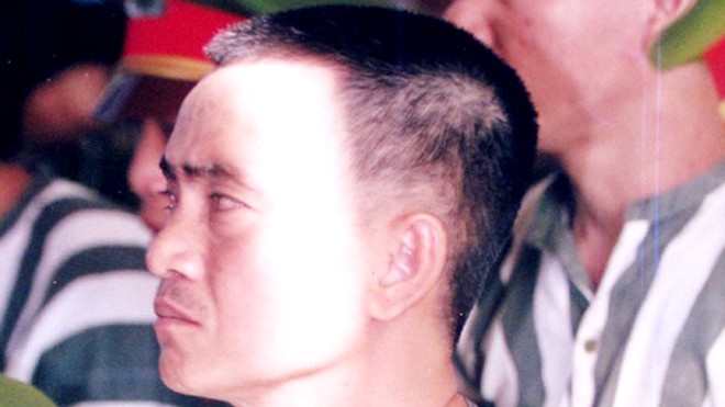 Ông Huỳnh Văn Nén tại phiên tòa xét xử phúc thẩm (lần 1) “Vụ án vườn điều”, ngày 14/6/2001