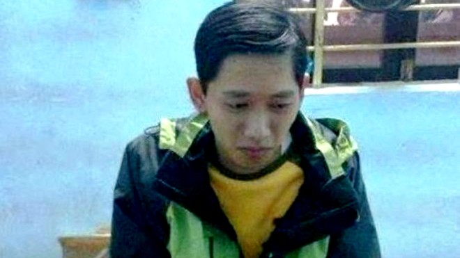Trần Vũ Huy bị công an bắt sau 3 giờ gây án và tang vật của vụ cướp
