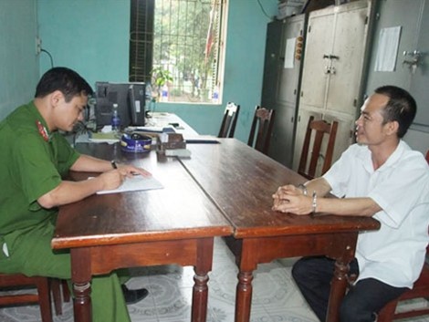 Cơ quan CSĐT Công an tỉnh Phú Thọ đã ra quyết định khởi tố vụ án, khởi tố bị can và lệnh tạm giam đối với Dương Ngọc Tùng