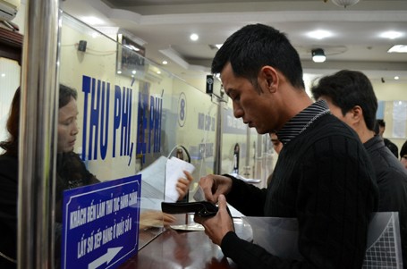 Nhân viên Sở GTVT Hà Nội sẽ đến từng cơ quan, đơn vị cấp đổi giấy phép lái xe