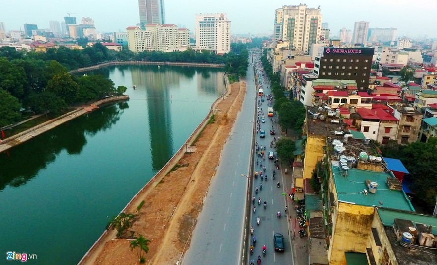 Đường Kim Mã (Ba Đình, Hà Nội) đoạn từ phố Nguyễn Văn Ngọc tới đền Voi Phục đã cấm một chiều đường vài ngày nay để chuẩn bị thi công công trình đường sắt Metro tuyến Nhổn - ga Hà Nội