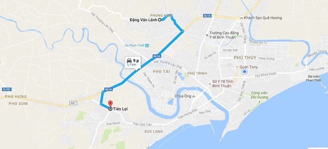 Chiếc két sắt bị bỏ lại tại bãi đất trống thuộc xã Tiến Lợi cách hiện trường hơn 5 km. Ảnh : Google Map