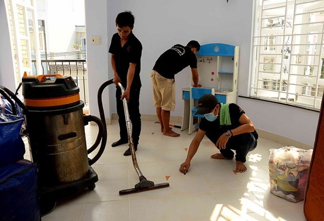 Dịch vụ dọn nhà đón Tết Đinh Dậu đang “sốt” ở Hà Nội