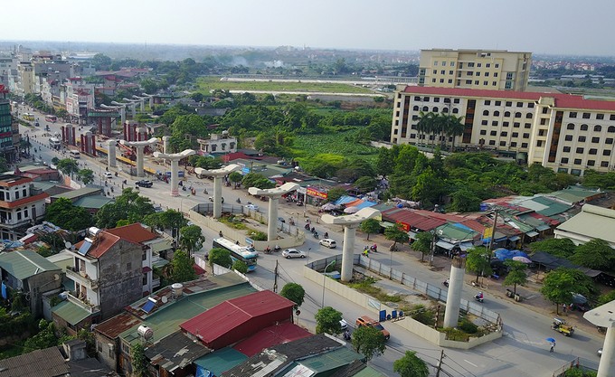 Dự án đường sắt đô thị Nhổn-Ga Hà Nội được khởi công xây dựng từ tháng 9/2010 và dự kiến hoàn thành vào tháng 9/2017. Tuy nhiên, theo ông Nguyễn Thế Hùng - Phó chủ tịch UBND TP Hà Nội, dự án chỉ có thể hoàn thành vào cuối năm 2021