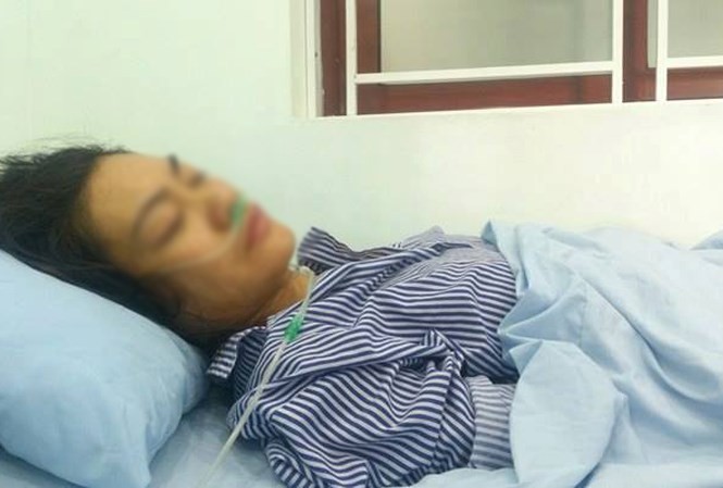 Cô giáo Phạm Thị H. phải điều trị tại bệnh viện sau khi bị lăng mạ, tấn công