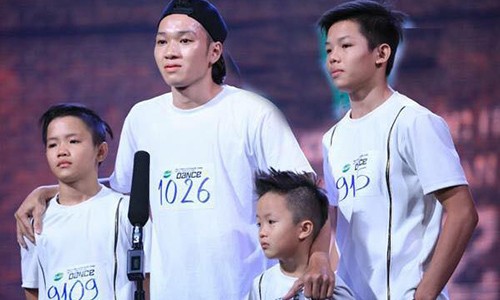Hải quen biết 3 anh em Lê Hiếu trong một cuộc thi nhảy năm 2014