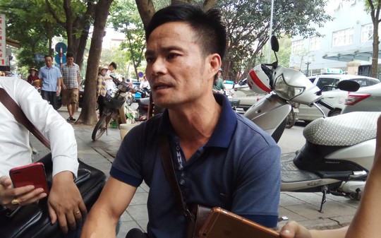 Anh Nguyễn Văn Lương thừa nhận có tát vợ, dùng ống nước bằng nhựa đánh vợ