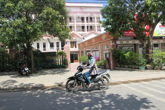 Kỷ luật nữ cán bộ UBKT Quảng Trị vào khách sạn với bạn học cũ