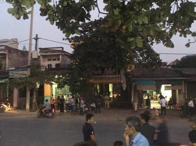 Hiện trường vụ án xảy ra tại quán cafe karaoke Biển Nhớ trên địa bàn thị trấn Lâm Thao