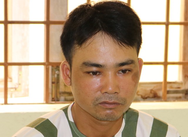 Đinh Minh Khang bị cảnh sát tạm giữ. Ảnh: Công an Trà Vinh