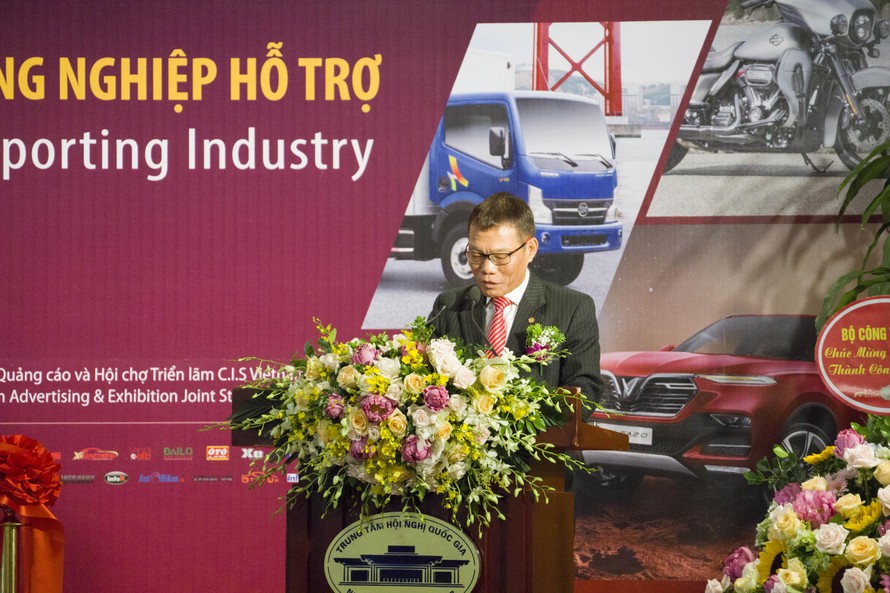 Ông Võ Quang Huệ phát biểu trong lễ khai mạc Triển lãm Vietnam Auto Expo 2019.