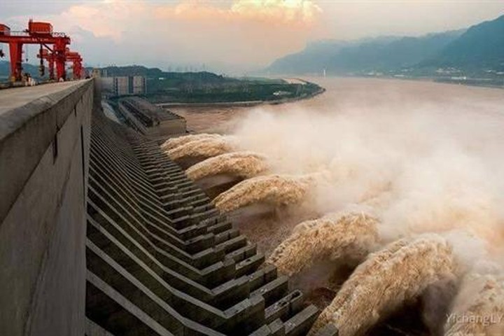 Việc xây dựng đập Tam Hiệp ảnh hưởng nghiêm trọng đến môi trường sông Dương Tử (ảnh: China Daily)